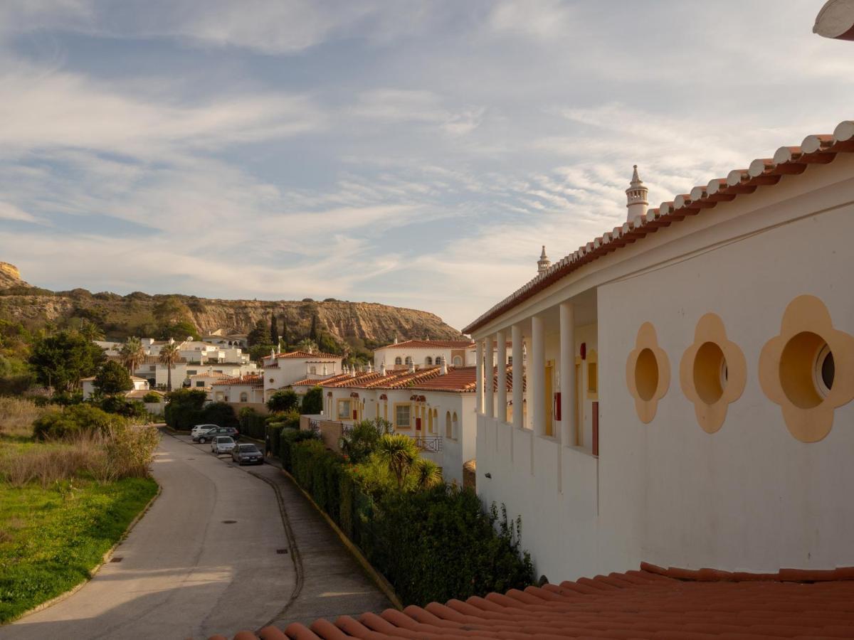Luz Bay Hotel Luaran gambar