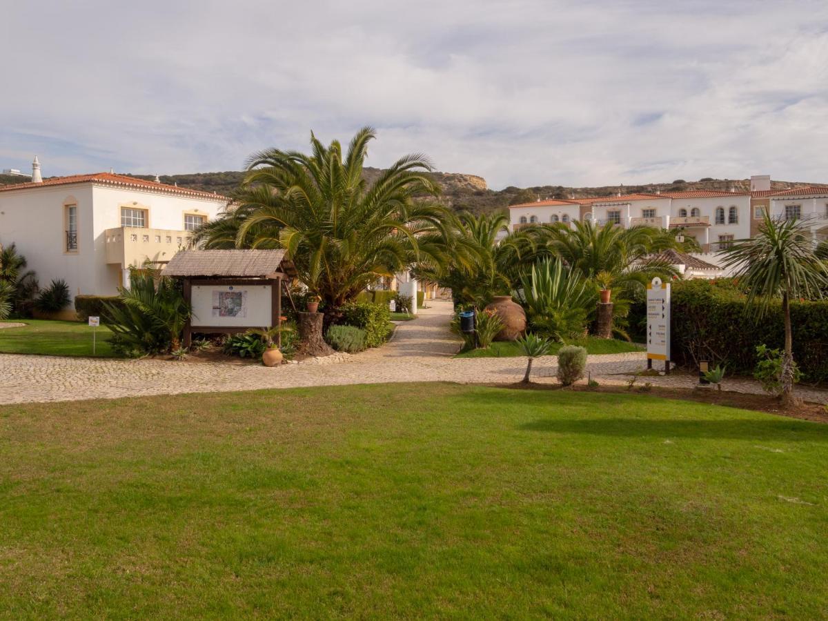 Luz Bay Hotel Luaran gambar