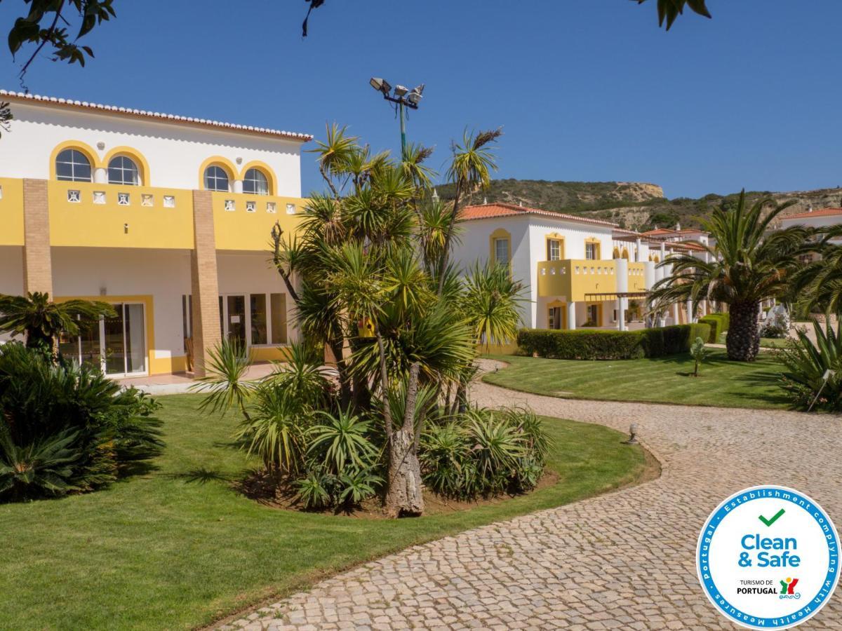 Luz Bay Hotel Luaran gambar